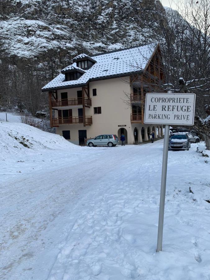 Venosc-Les 2 Alpes , Rez De Jardin Apartment Luaran gambar
