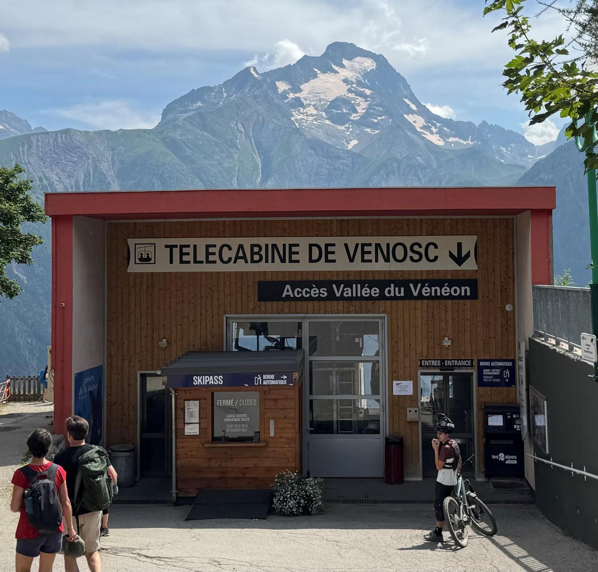 Venosc-Les 2 Alpes , Rez De Jardin Apartment Luaran gambar